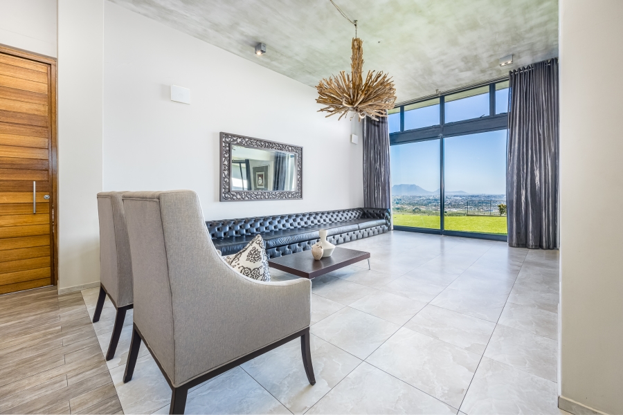 3 Bedroom Property for Sale in Stellenbosch Farms Western Cape